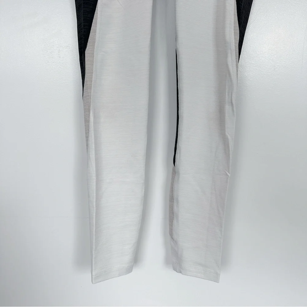 Outdoor Voices • TechSweat 7/8 Zoom Leggings - Picture 5 of 8